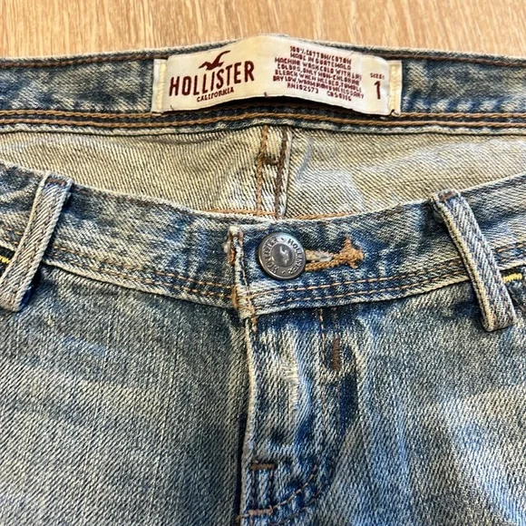 Hollister shorts and skirts - Picture 3 of 13